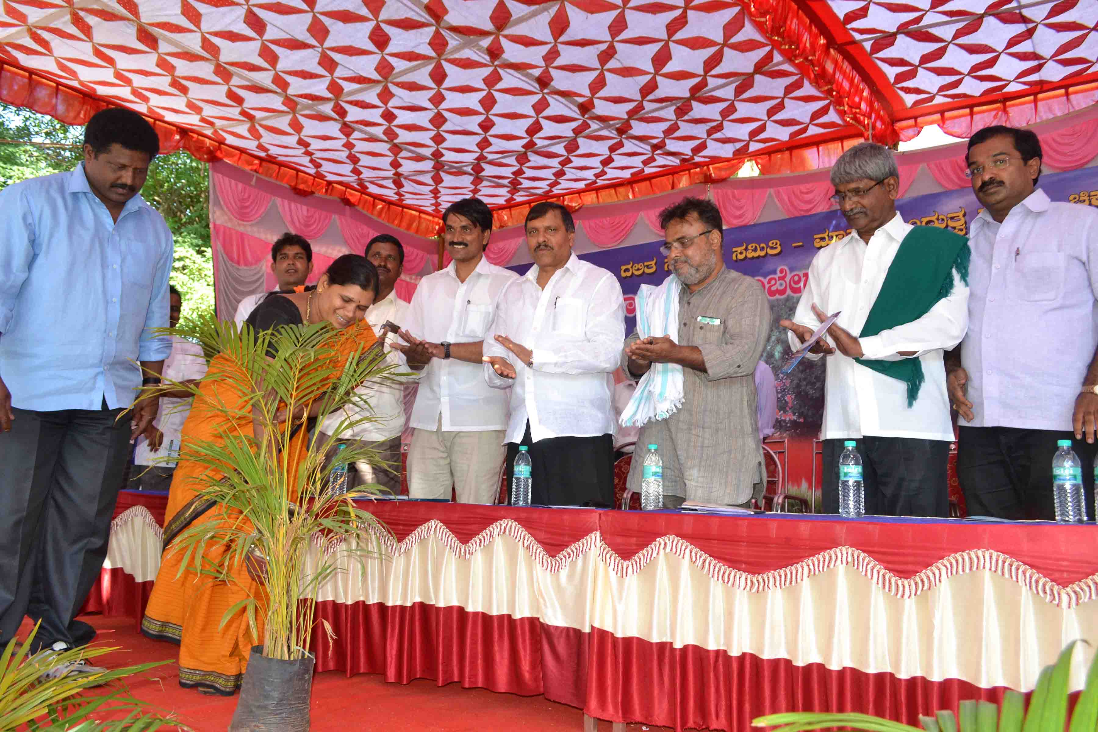 ದಲಿತ ಸಂಘಟನೆಗಳನ್ನು ಒಂದುಗೂಡಿಸುವ ಕೆಲಸವಾಗಲಿ: ಸಾಹಿತಿ ಜಗದೇವಿಗಾಯಕ್‌ವಾಡ್